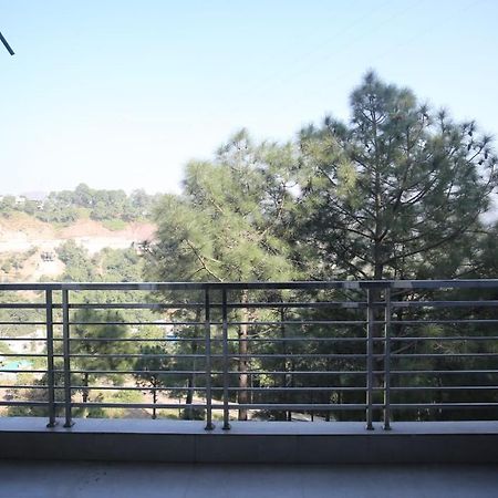 Sky Home Train View Kasauli Exterior photo