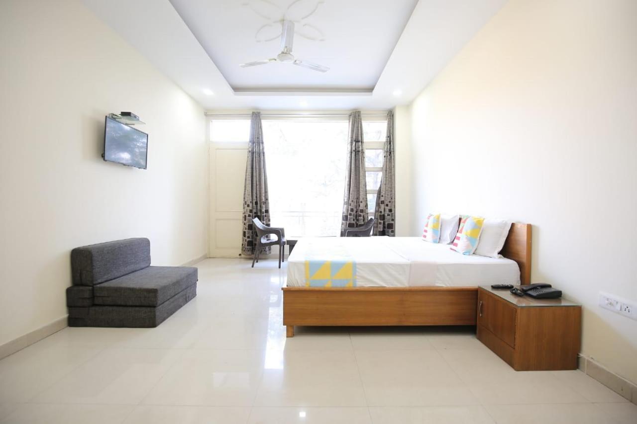 Sky Home Train View Kasauli Exterior photo