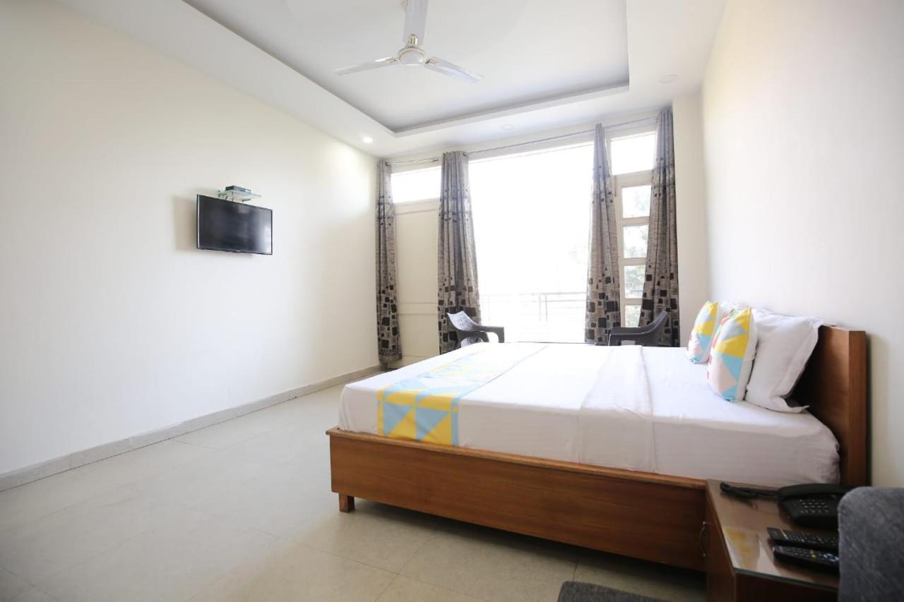 Sky Home Train View Kasauli Exterior photo